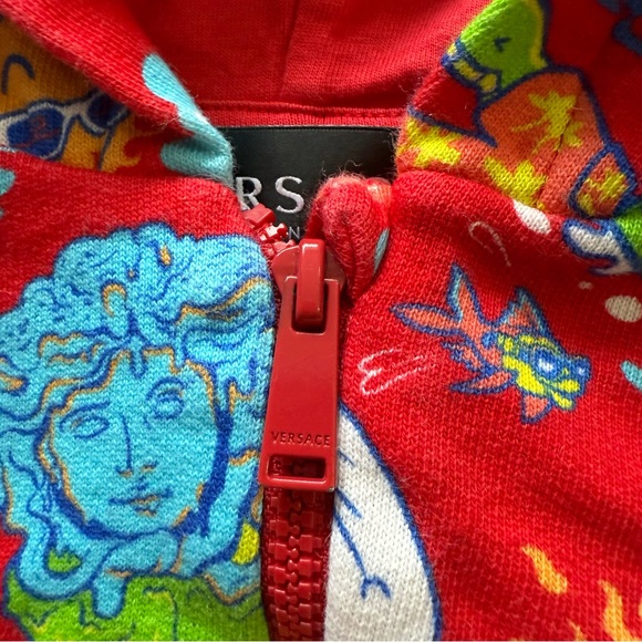 Versace Baby Hoodie 12–18M Multicolor Graphic Medusa Surf Print Zip Italy - Picture 2 of 10